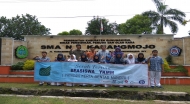 Foto Bersama Anak Asuh YKMM Gunung Kidul 2017