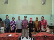 Foto Bersama Guru SMA/SMK Semarang
