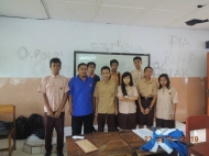 Foto bersama Koordinator dengan Anak Asuh